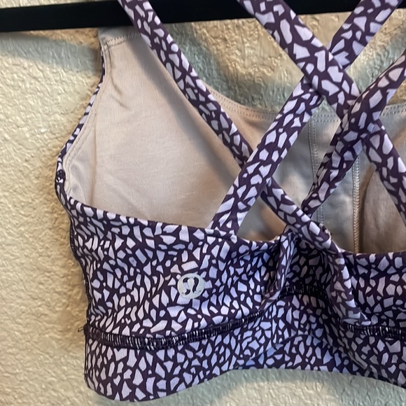 Lulu Lemon sports bra - Picture 3 of 3